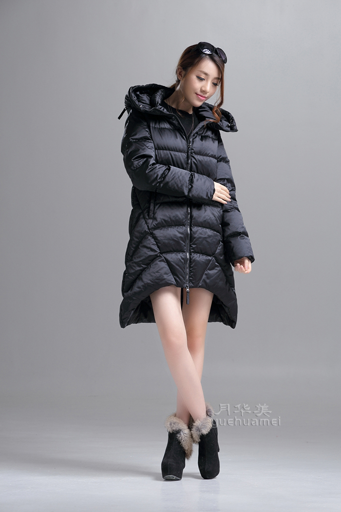 睿牛制衣廠新款斗篷羽絨服.jpg