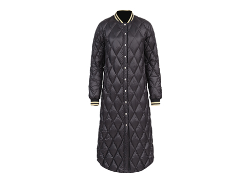 黑色立領(lǐng)女士加長款羽絨服生產(chǎn)廠家